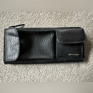 Matt & Nat wallet
